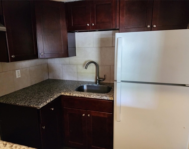 4311 Yellowstone St Boulevard - Photo Thumbnail 9
