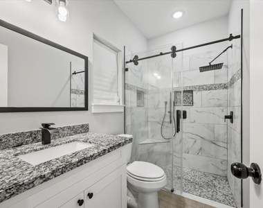 16322 Crockett Martin Estates Drive - Photo Thumbnail 10