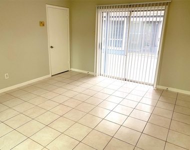 14934 Elmont Drive - Photo Thumbnail 22
