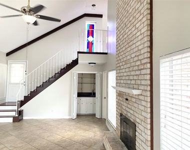 14934 Elmont Drive - Photo Thumbnail 6