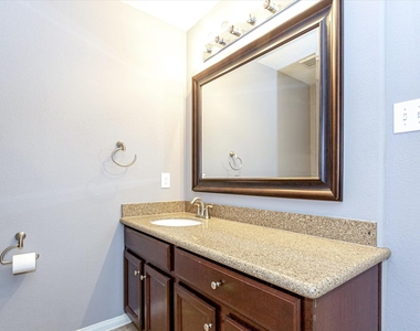 14322 Baron Creek Lane - Photo Thumbnail 30