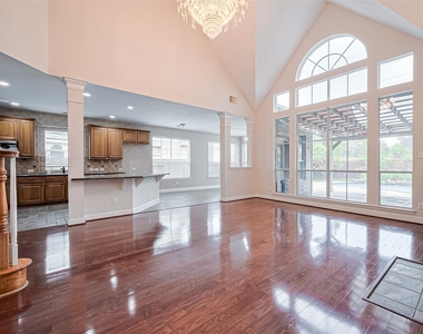 5547 Cranston Court - Photo Thumbnail 10