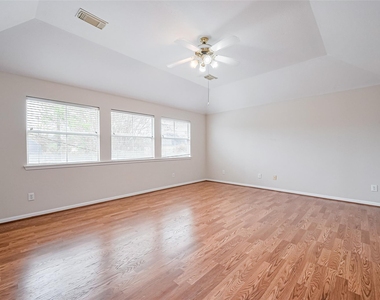 5547 Cranston Court - Photo Thumbnail 21