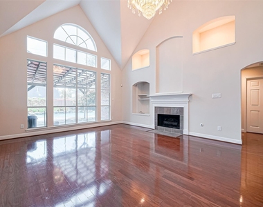 5547 Cranston Court - Photo Thumbnail 5