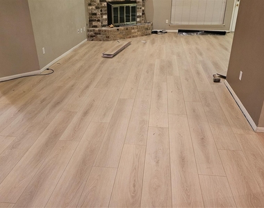 3607 Duncaster Drive - Photo Thumbnail 4
