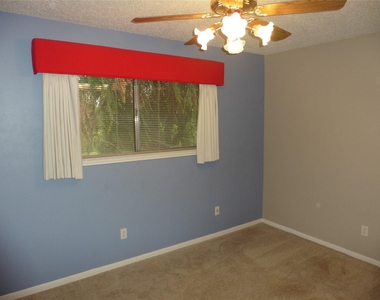 3607 Duncaster Drive - Photo Thumbnail 36