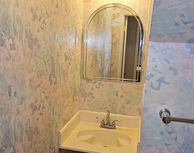 3607 Duncaster Drive - Photo Thumbnail 18