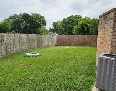 3607 Duncaster Drive - Photo Thumbnail 43