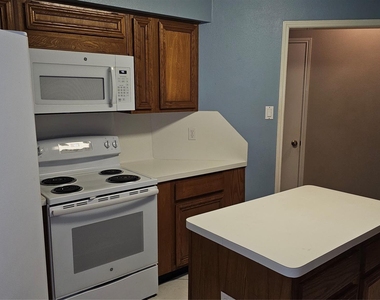 3607 Duncaster Drive - Photo Thumbnail 16