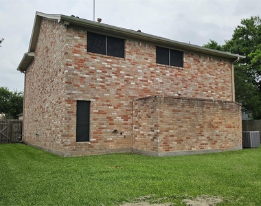 3607 Duncaster Drive - Photo Thumbnail 44