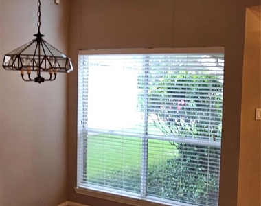 3607 Duncaster Drive - Photo Thumbnail 8