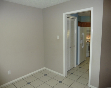 3607 Duncaster Drive - Photo Thumbnail 11