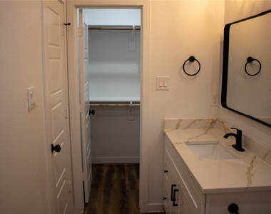 106 Runnels Street - Photo Thumbnail 19