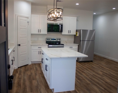 106 Runnels Street - Photo Thumbnail 1