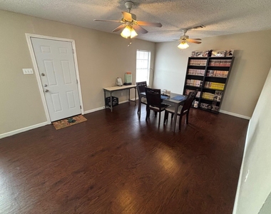 6503 Dunn Drive - Photo Thumbnail 3