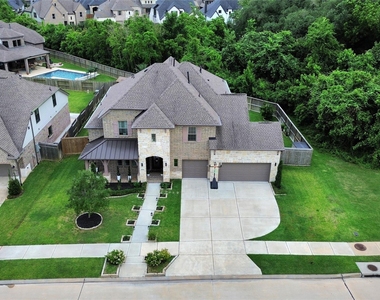 8826 Forest Side Drive - Photo Thumbnail 34