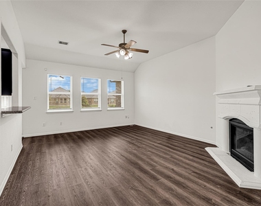 3727 Varna Court - Photo Thumbnail 8