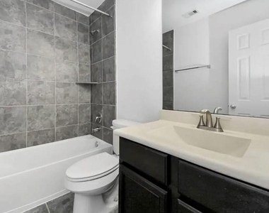 3727 Varna Court - Photo Thumbnail 19
