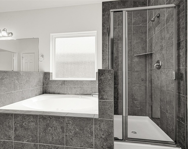 3727 Varna Court - Photo Thumbnail 11