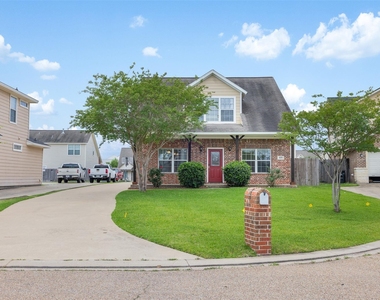 2610 Mandi Court - Photo Thumbnail 1