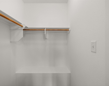 2610 Mandi Court - Photo Thumbnail 17