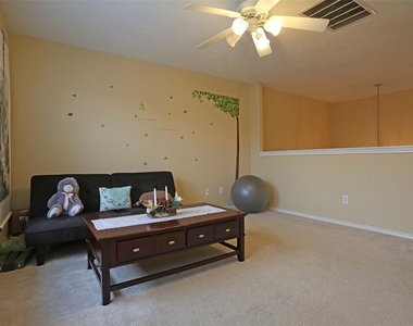 5302 Palo Duro Drive - Photo Thumbnail 13