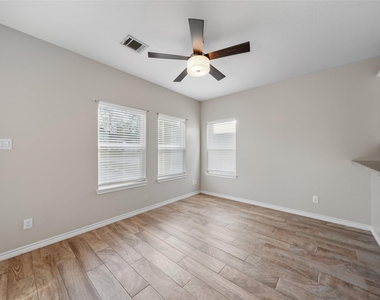 16928 Kempwood - Photo Thumbnail 19