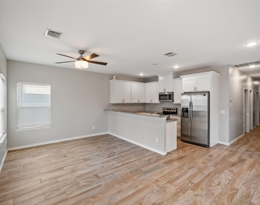 16928 Kempwood - Photo Thumbnail 6