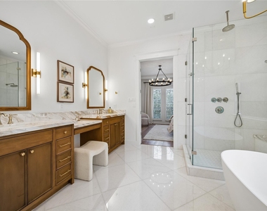 2031 Sheridan Street - Photo Thumbnail 22