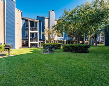 18519 Egret Bay Boulevard - Photo Thumbnail 25