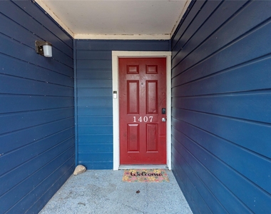 18519 Egret Bay Boulevard - Photo Thumbnail 5