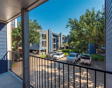 18519 Egret Bay Boulevard - Photo Thumbnail 4