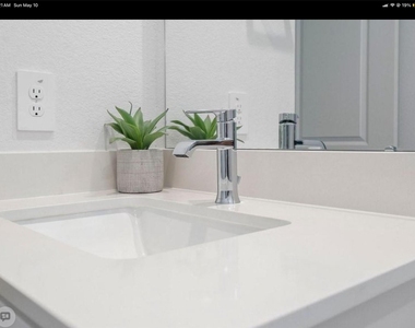 6007 Orchid Crest Lane - Photo Thumbnail 14
