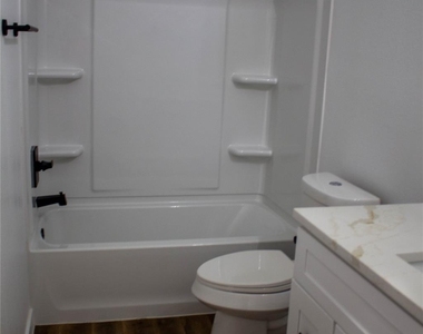 106 Runnels Street - Photo Thumbnail 23