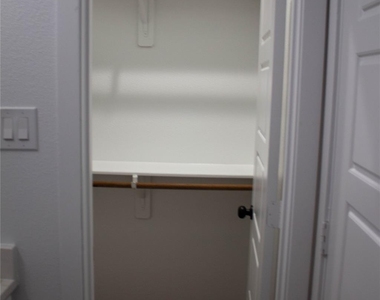 106 Runnels Street - Photo Thumbnail 31