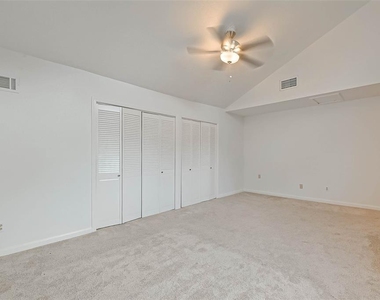 12111 Poulson Drive - Photo Thumbnail 26