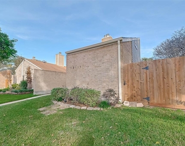 12111 Poulson Drive - Photo Thumbnail 1