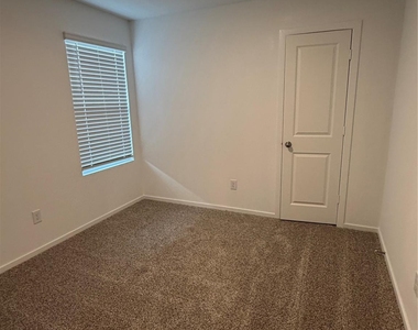 7511 Bella Springs - Photo Thumbnail 7