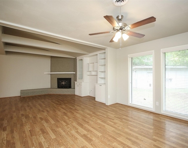 30115 Misty Meadow Drive - Photo Thumbnail 6