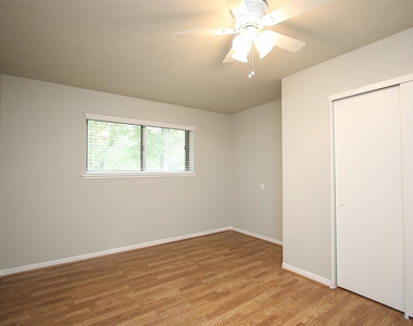 30115 Misty Meadow Drive - Photo Thumbnail 16