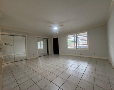 613 Pacific Street - Photo Thumbnail 11