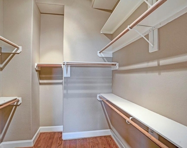 337 Cage Street - Photo Thumbnail 10