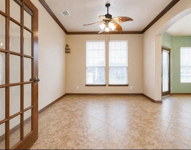 14215 Jaubert Court - Photo Thumbnail 4