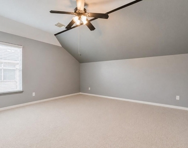 14215 Jaubert Court - Photo Thumbnail 8