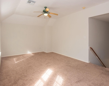 2207 Ames Street - Photo Thumbnail 9