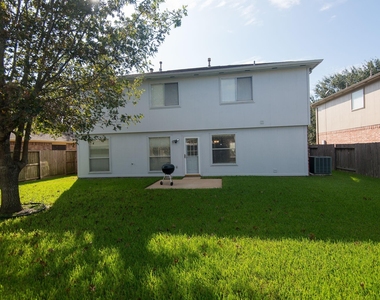 2207 Ames Street - Photo Thumbnail 24