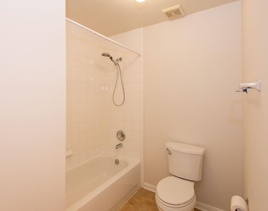 2207 Ames Street - Photo Thumbnail 17
