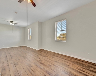 10245 S Golden Elm Drive - Photo Thumbnail 41