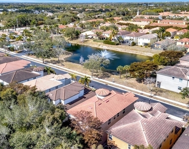10245 S Golden Elm Drive - Photo Thumbnail 2