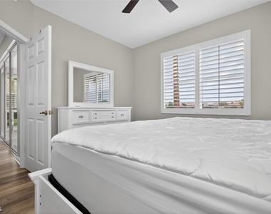 3111 Meandering Way - Photo Thumbnail 23